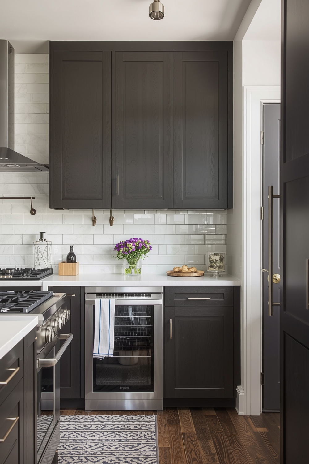 Two-Toned Layouts for Small Kitchens