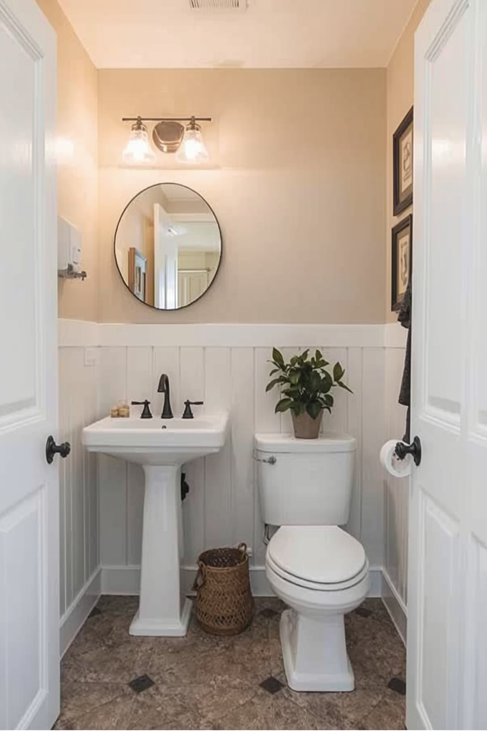 Cozy Small Bathroom Layout Examples