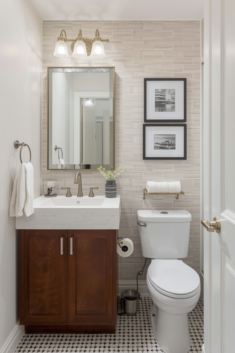 Maximized Small Bathroom Space Examples